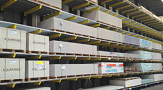 Cantilever racking for building materials