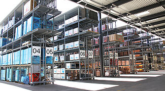 pallet rack with roof